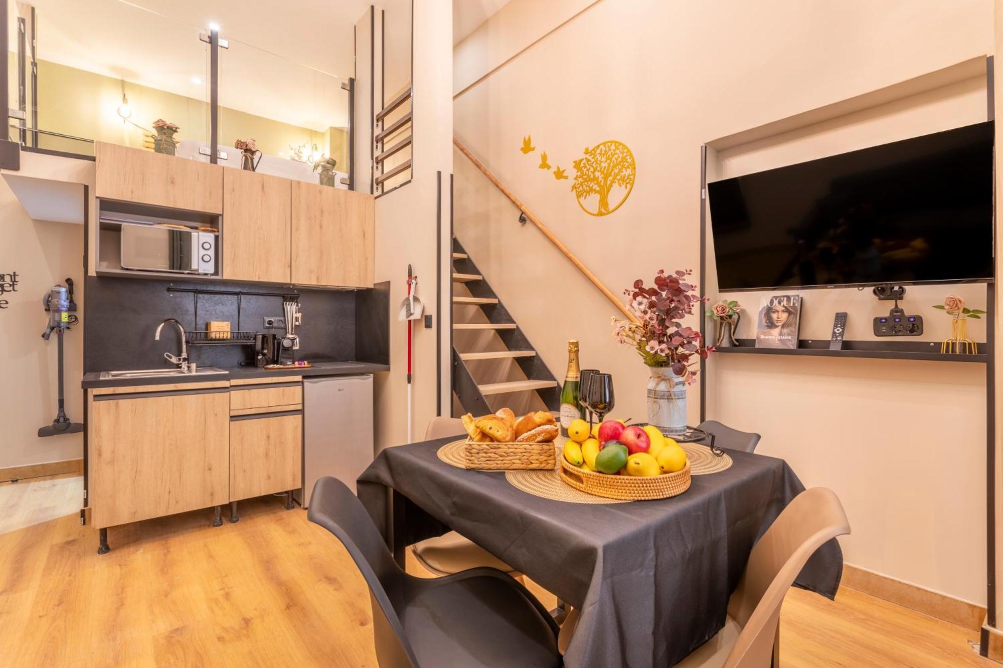 Adira Marseille Montgrand 2 Etoiles Apartment Bagian luar foto