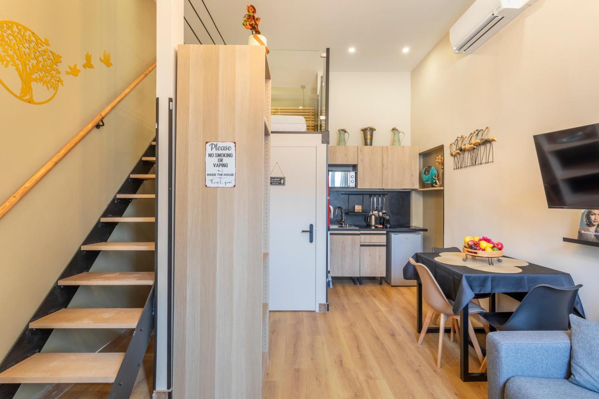 Adira Marseille Montgrand 2 Etoiles Apartment Bagian luar foto