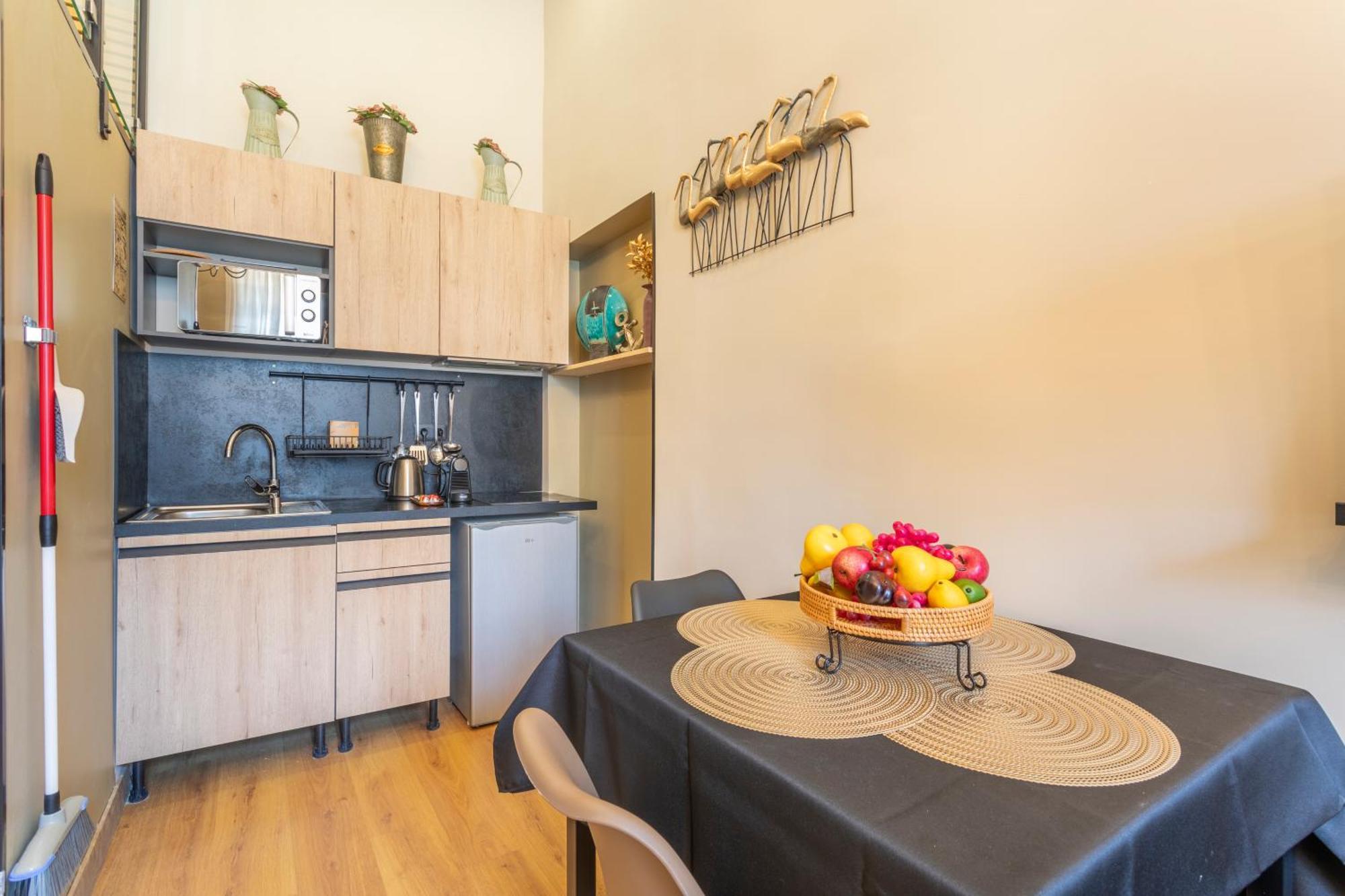 Adira Marseille Montgrand 2 Etoiles Apartment Bagian luar foto
