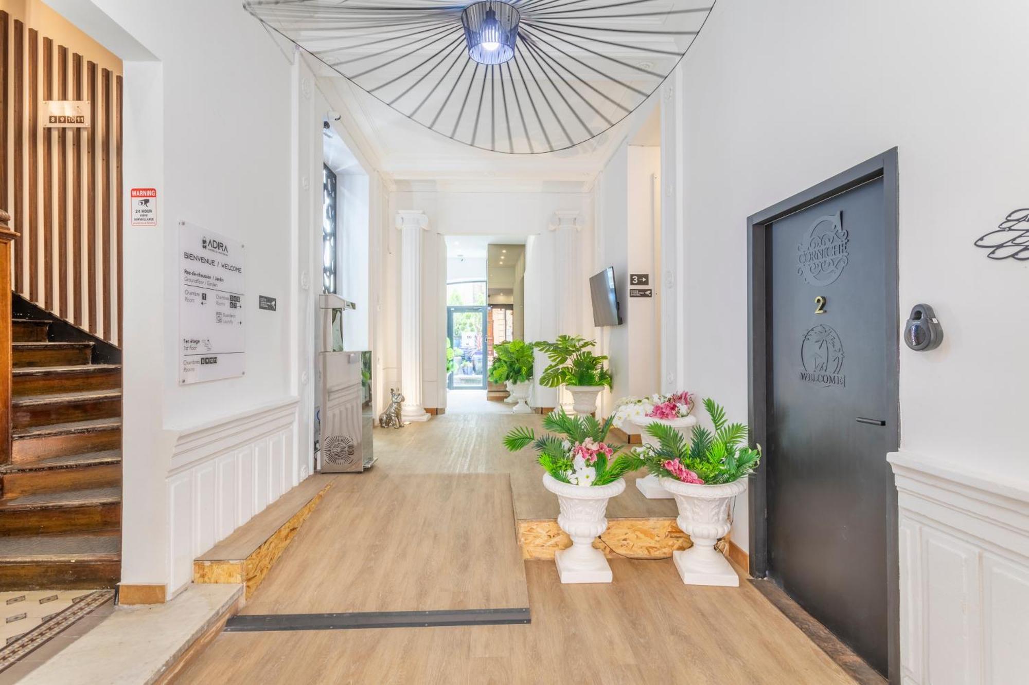 Adira Marseille Montgrand 2 Etoiles Apartment Bagian luar foto