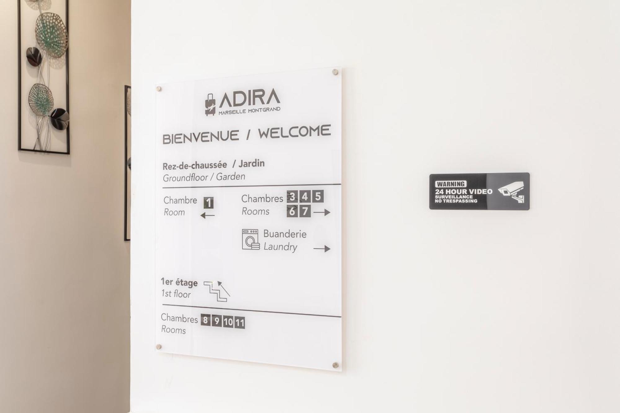 Adira Marseille Montgrand 2 Etoiles Apartment Bagian luar foto
